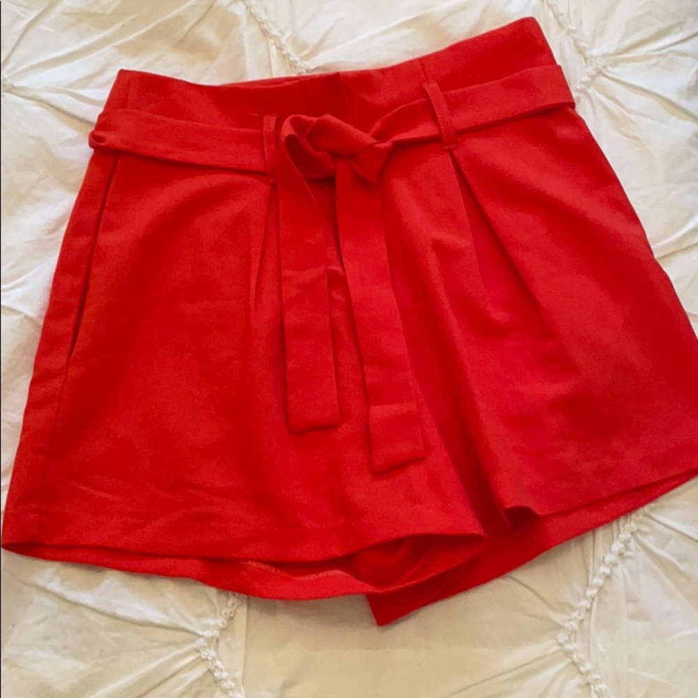 Flowy Waistband Shorts